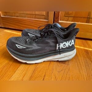 HOKA Sneaker Running Walking Shoe Clifton 9 Women’s 8.5 D/Wide